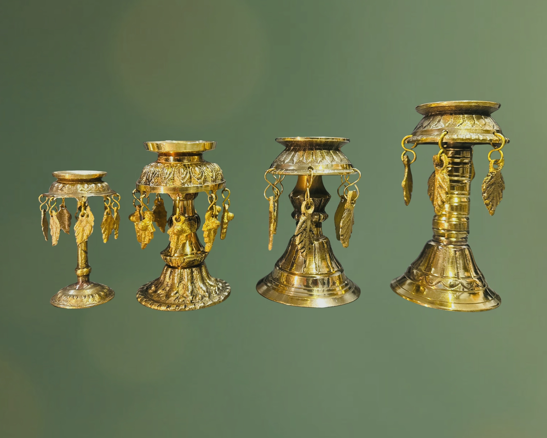 PANAS (पानस)